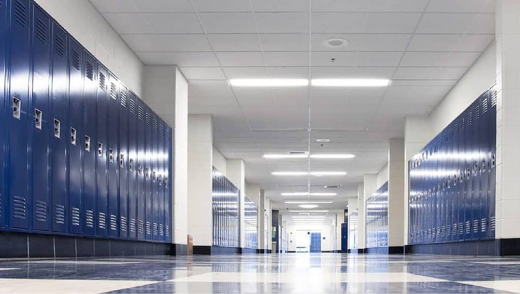 benefits of led lighting in school facilities 画板 1