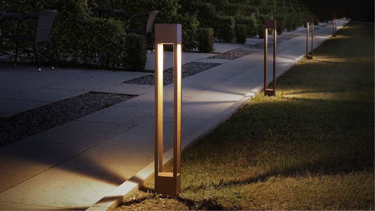 bollard lights